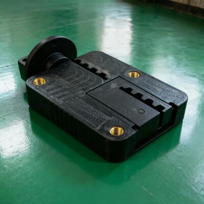 Buy Customizable Insert Molding and Injection Molding Services for Electronics Applications with Hot Runner/Cold Runner Options online manufacture